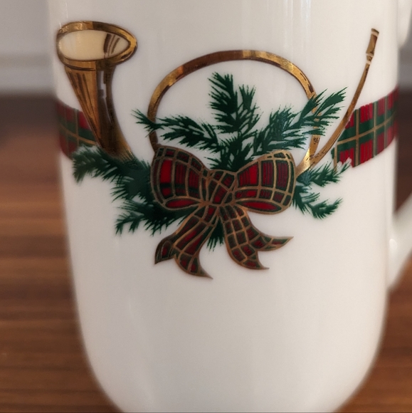 Georges Briard set/2 "The Hunt" mugs. - Picture 8 of 10